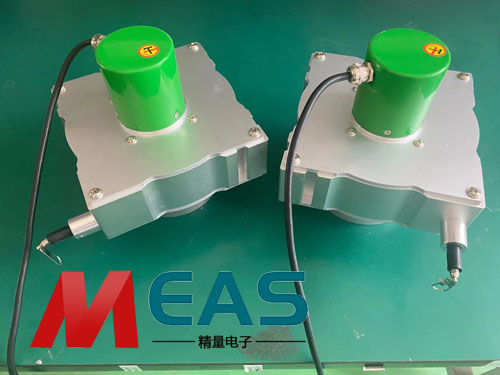 10米電流信號拉繩位移傳感器可以用于曲線移動的距離定位