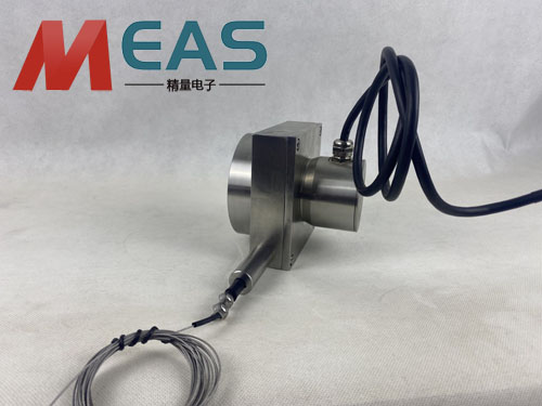 拉線位移編碼器在重復加載時表示輸出的百分比