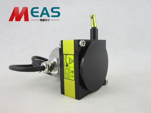 ����λ�ƾ��a�����·�к����c���������С��������U��